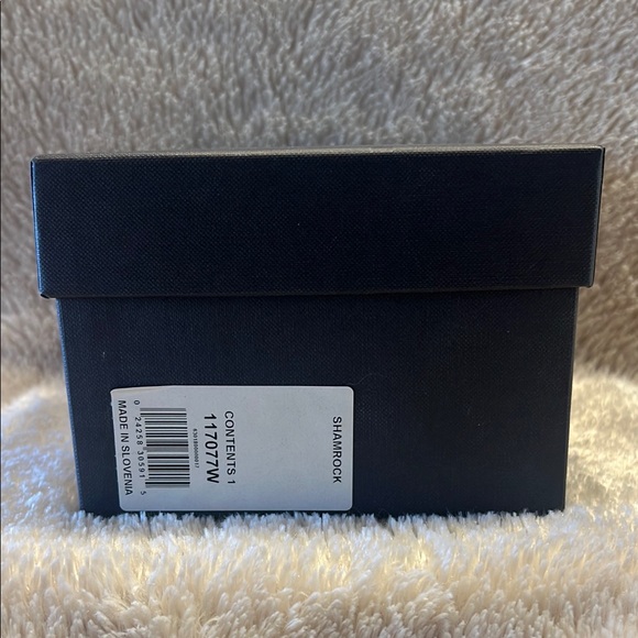 WATERFORD Crystal Shamrock - Picture 10 of 10